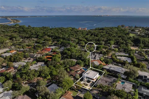 $8,390,000 | 30 Samana Drive, Coconut Grove, FL 33133