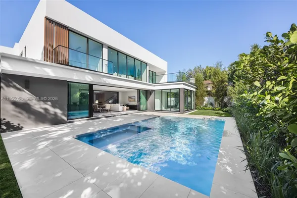 $7,950,000 | 30 Samana Drive, Coconut Grove, FL 33133