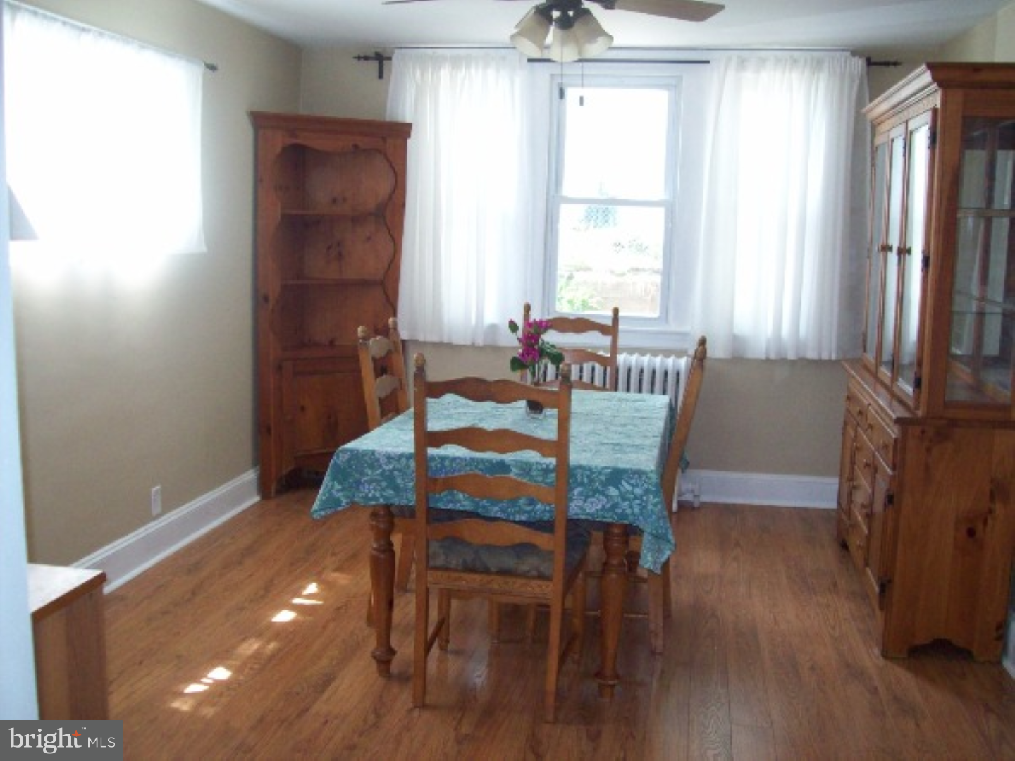 108 Harvin Road Upper Darby, PA 19082 - Photo 8 of 25 Dining Room