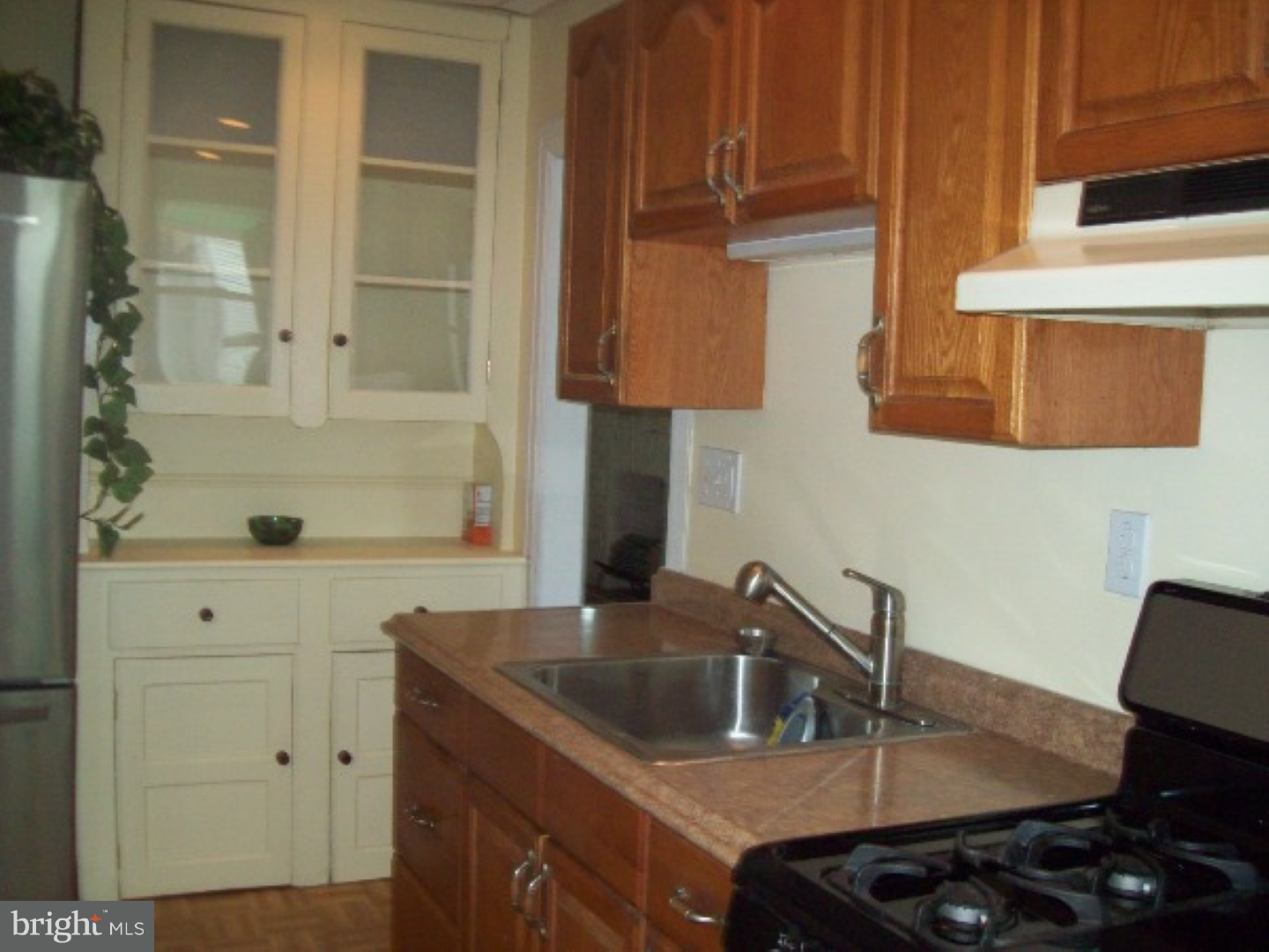108 Harvin Road Upper Darby, PA 19082 - Photo 9 of 25 Kitchen