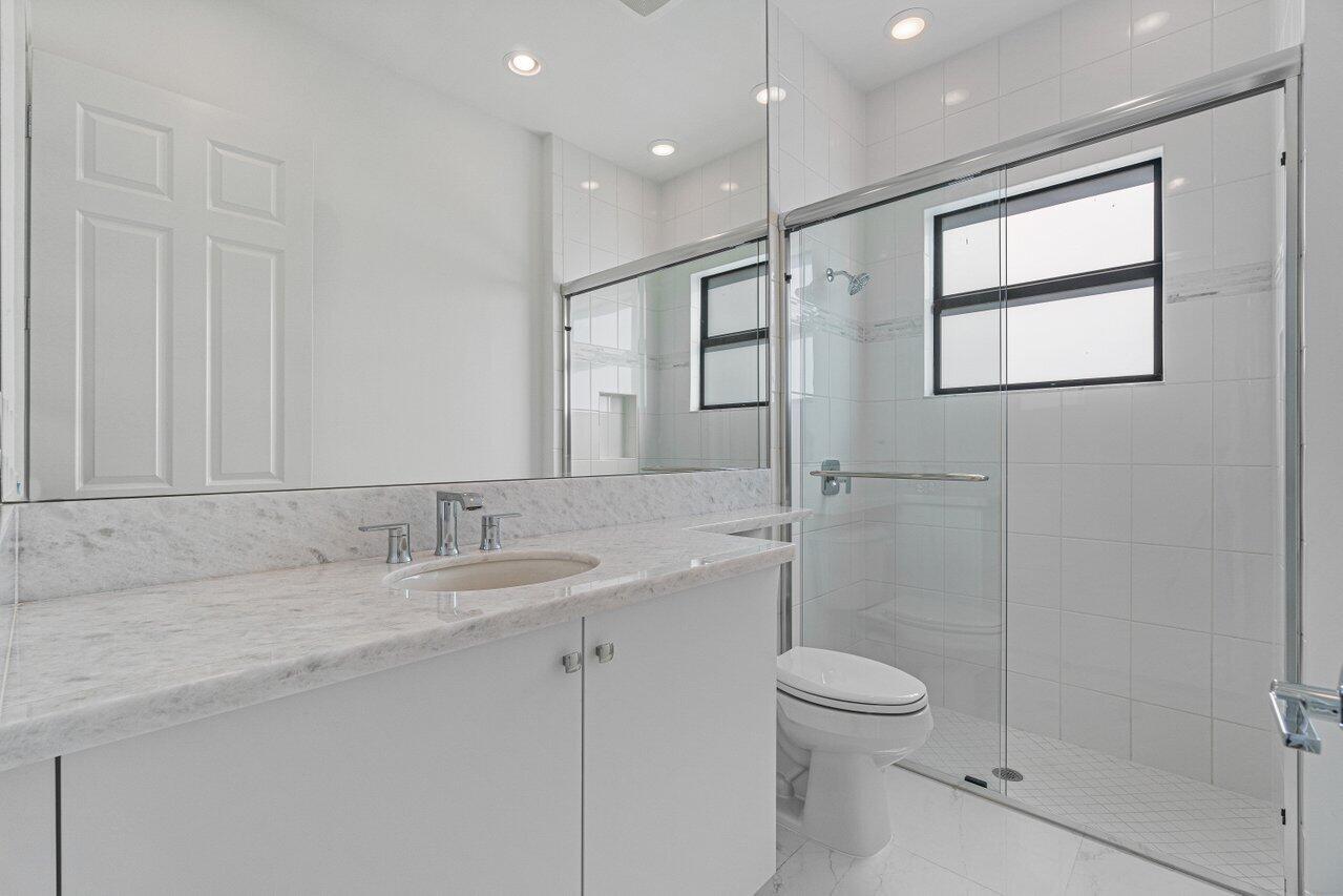 9042 Dulcetto Court Boca Raton, FL 33496 - Photo 13 of 43 025-9042DulcettoCourt-BocaRaton-FL-33496
