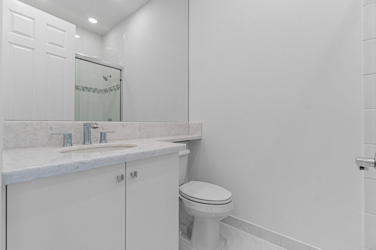 9042 Dulcetto Court Boca Raton, FL 33496 - Photo 15 of 43 022-9042DulcettoCourt-BocaRaton-FL-33496