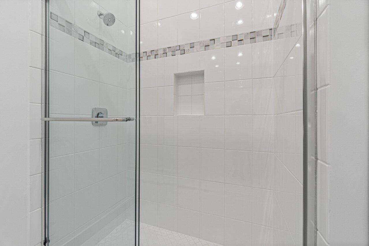 9042 Dulcetto Court Boca Raton, FL 33496 - Photo 16 of 43 023-9042DulcettoCourt-BocaRaton-FL-33496