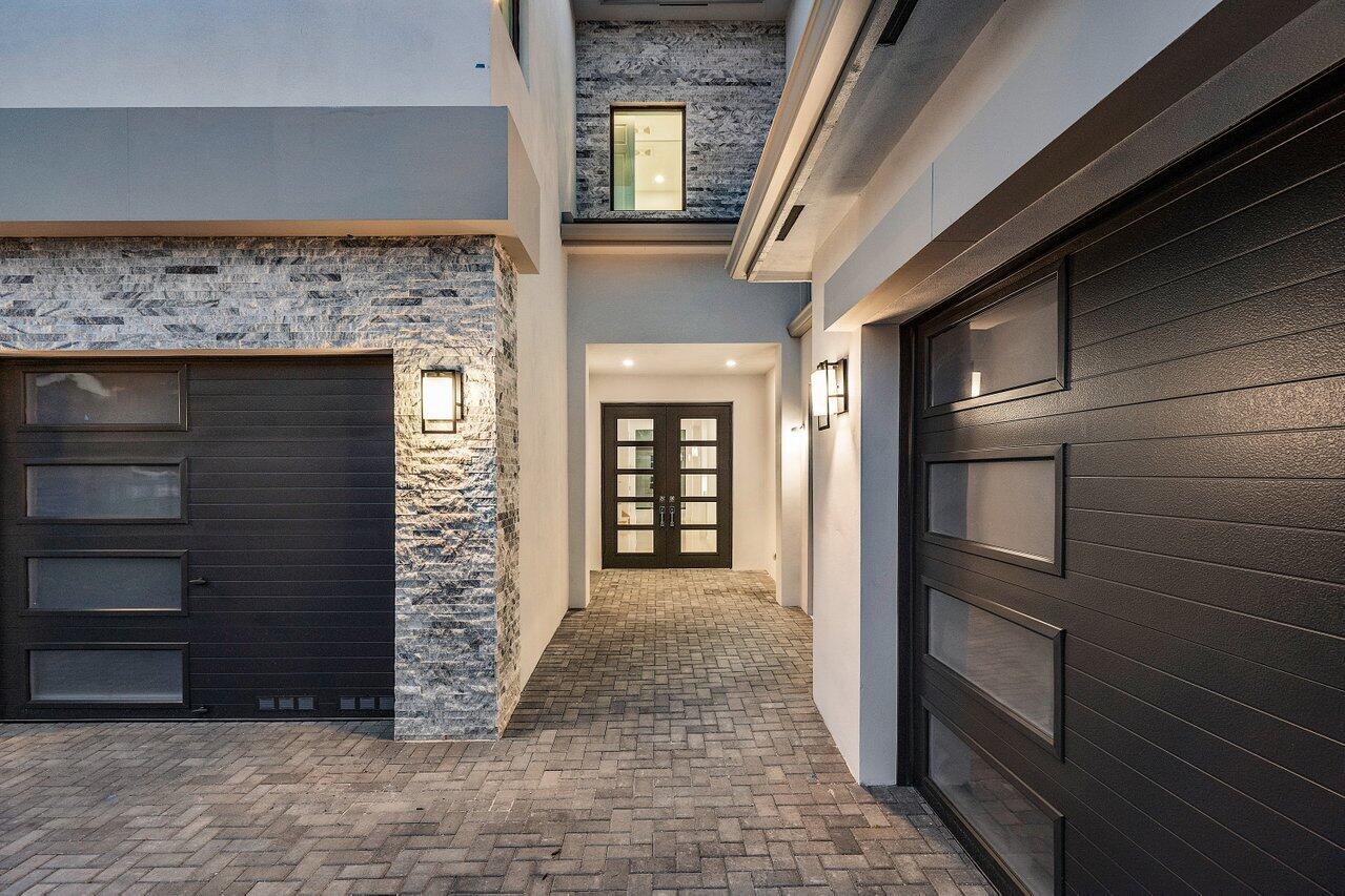 9042 Dulcetto Court Boca Raton, FL 33496 - Photo 2 of 43 051-9042DulcettoCourt-BocaRaton-FL-33496
