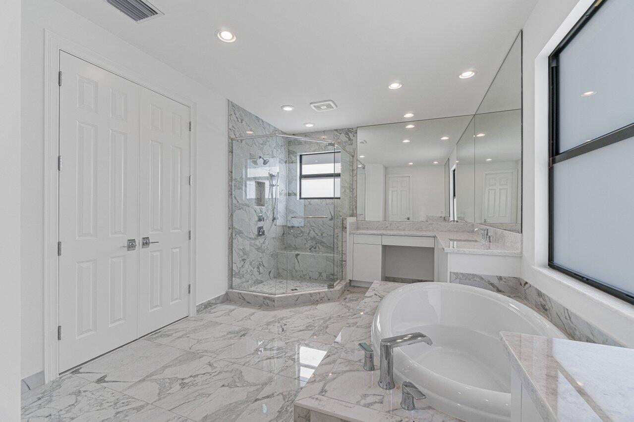 9042 Dulcetto Court Boca Raton, FL 33496 - Photo 24 of 43 030-9042DulcettoCourt-BocaRaton-FL-33496