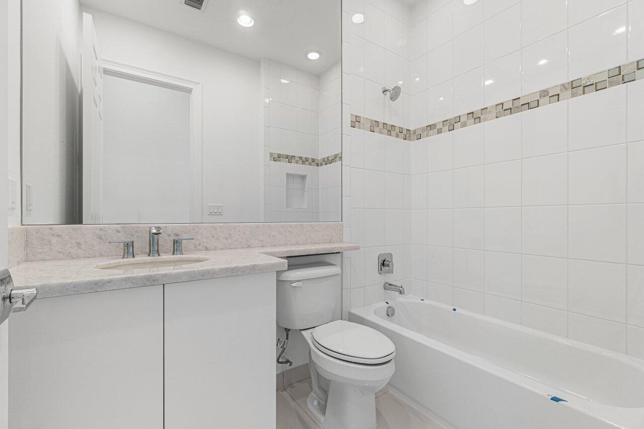 9042 Dulcetto Court Boca Raton, FL 33496 - Photo 26 of 43 032-9042DulcettoCourt-BocaRaton-FL-33496