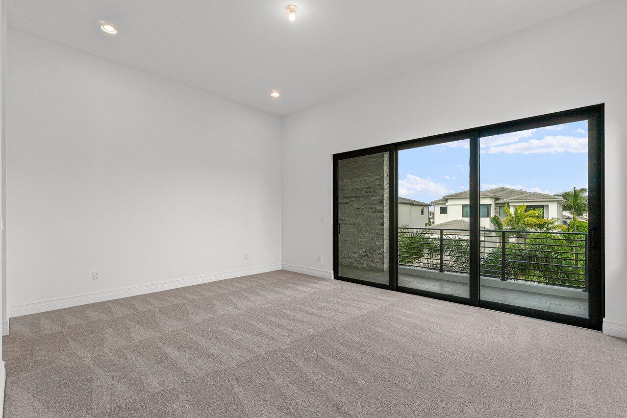 9042 Dulcetto Court Boca Raton, FL 33496 - Photo 27 of 43 033-9042DulcettoCourt-BocaRaton-FL-33496
