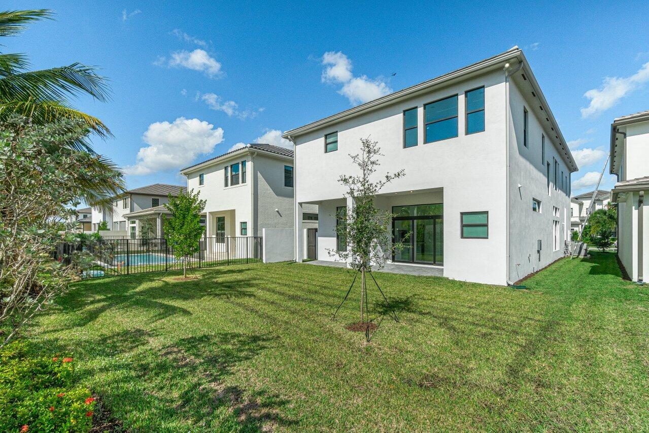 9042 Dulcetto Court Boca Raton, FL 33496 - Photo 36 of 43 044-9042DulcettoCourt-BocaRaton-FL-33496