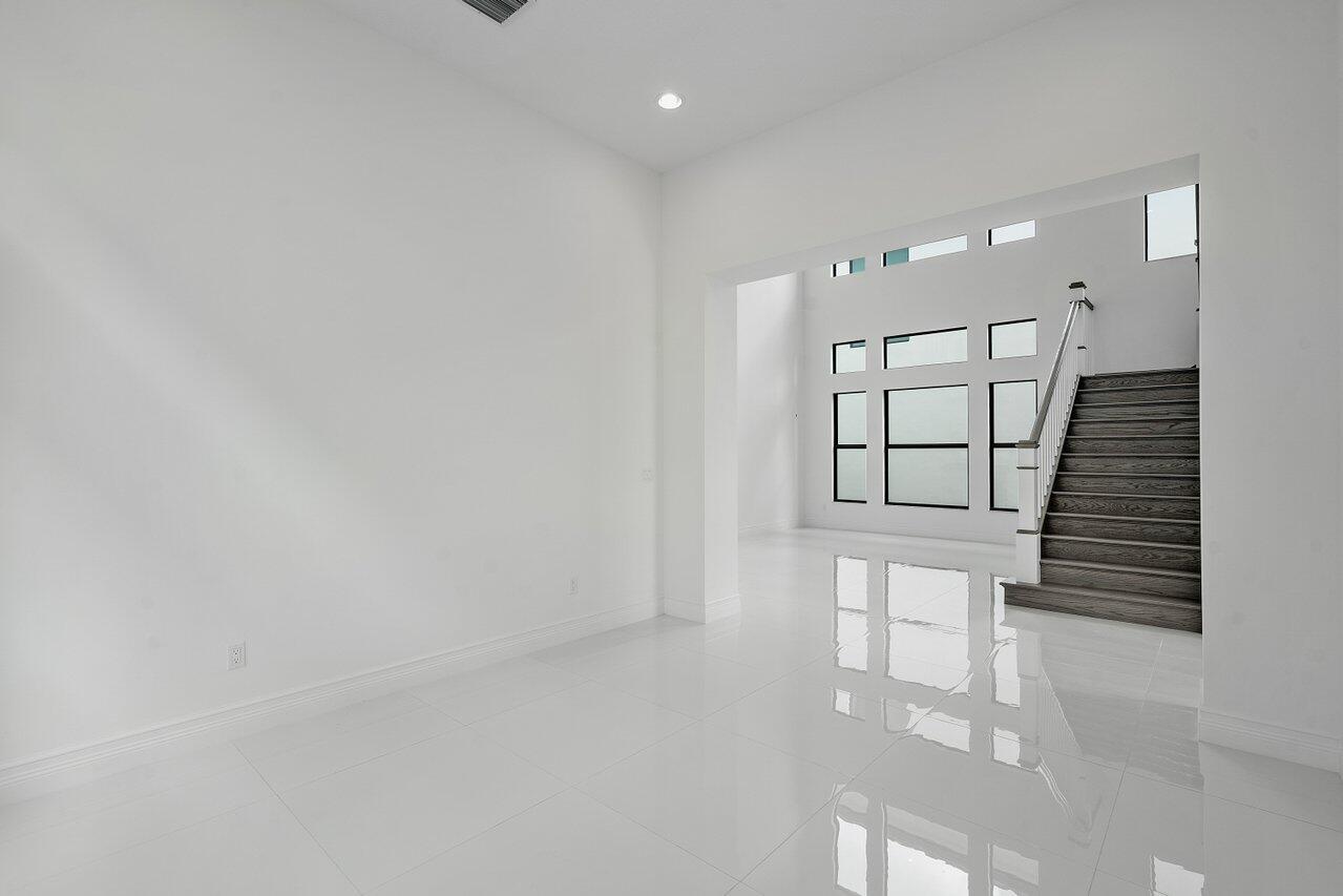 9042 Dulcetto Court Boca Raton, FL 33496 - Photo 7 of 43 060-9042DulcettoCourt-BocaRaton-FL-33496