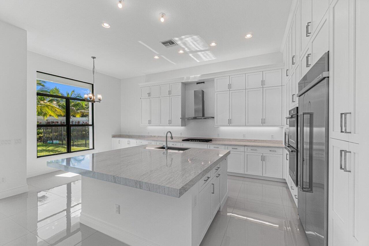 9042 Dulcetto Court Boca Raton, FL 33496 - Photo 9 of 43 015-9042DulcettoCourt-BocaRaton-FL-33496