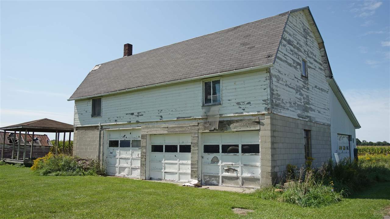 8409 Sheridan Road New Lothrop, MI 48460 - Photo 28 of 33 50054221-27.JPG
