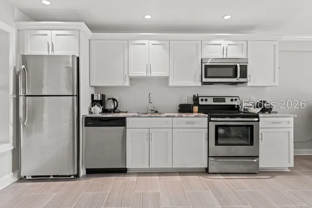 $1,150,000 | 12 Pine Island Road, Bluffton, SC 29910