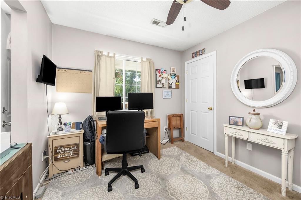 379 Robbins Road Winston-Salem, NC 27107 - Photo 22 of 33 Gallery Image 22