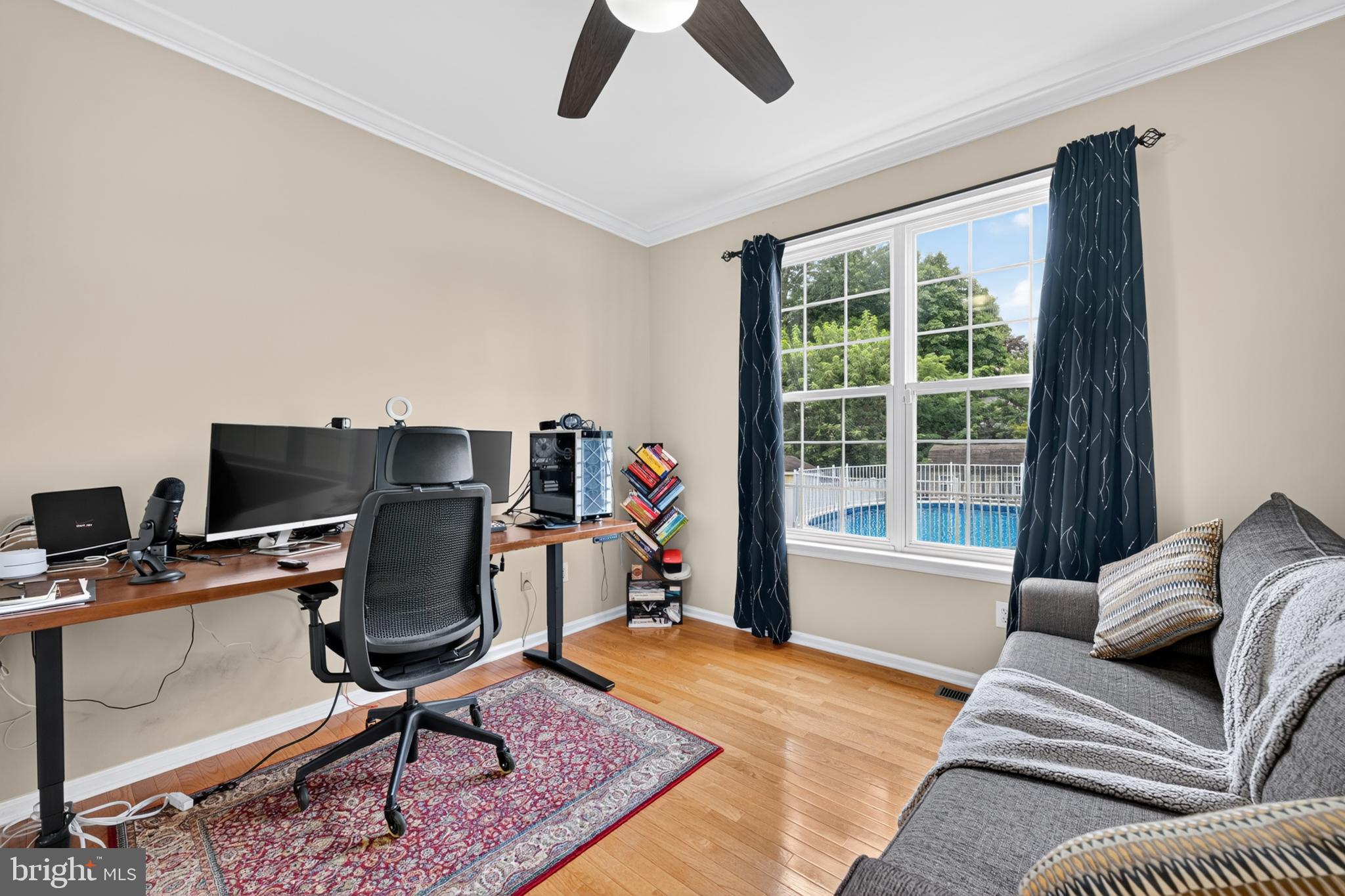 16 Amesbury Road Levittown, PA 19054 - Photo 18 of 57