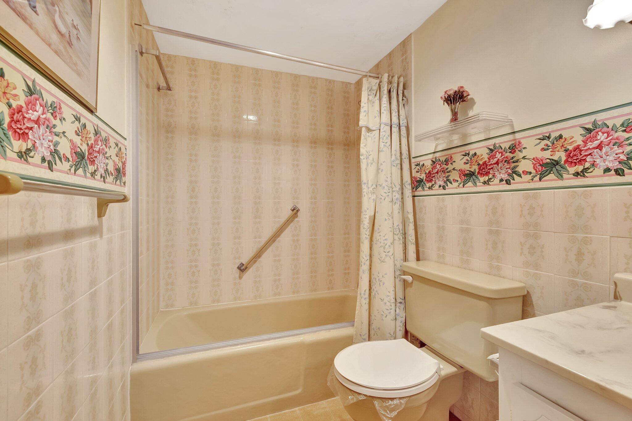 1050 Northwest 13th Street, Unit 283D Boca Raton, FL 33486 - Photo 31 of 46 36-web-or-mls-DSC_2452