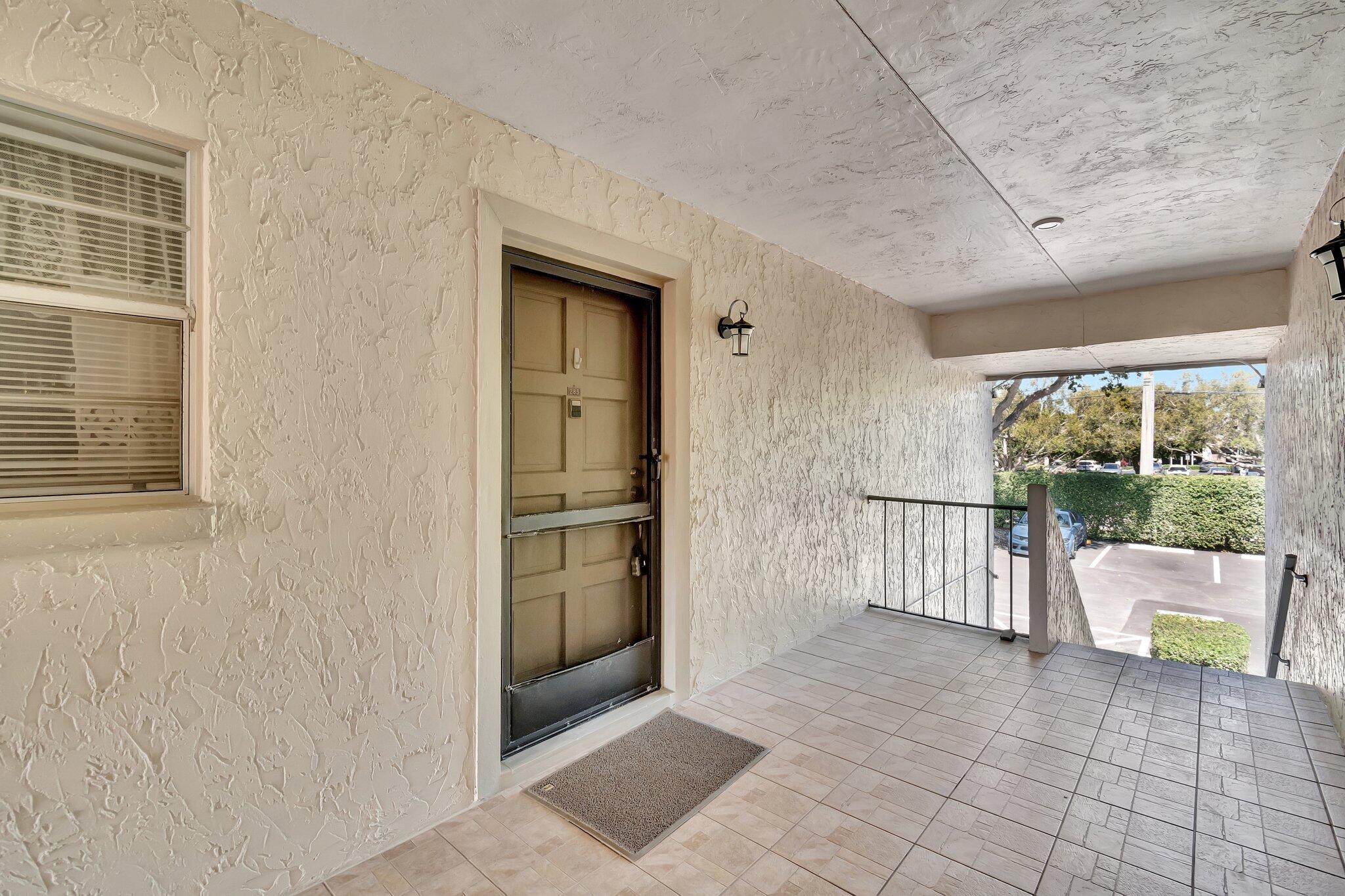 1050 Northwest 13th Street, Unit 283D Boca Raton, FL 33486 - Photo 4 of 46 5-web-or-mls-DSC_2242