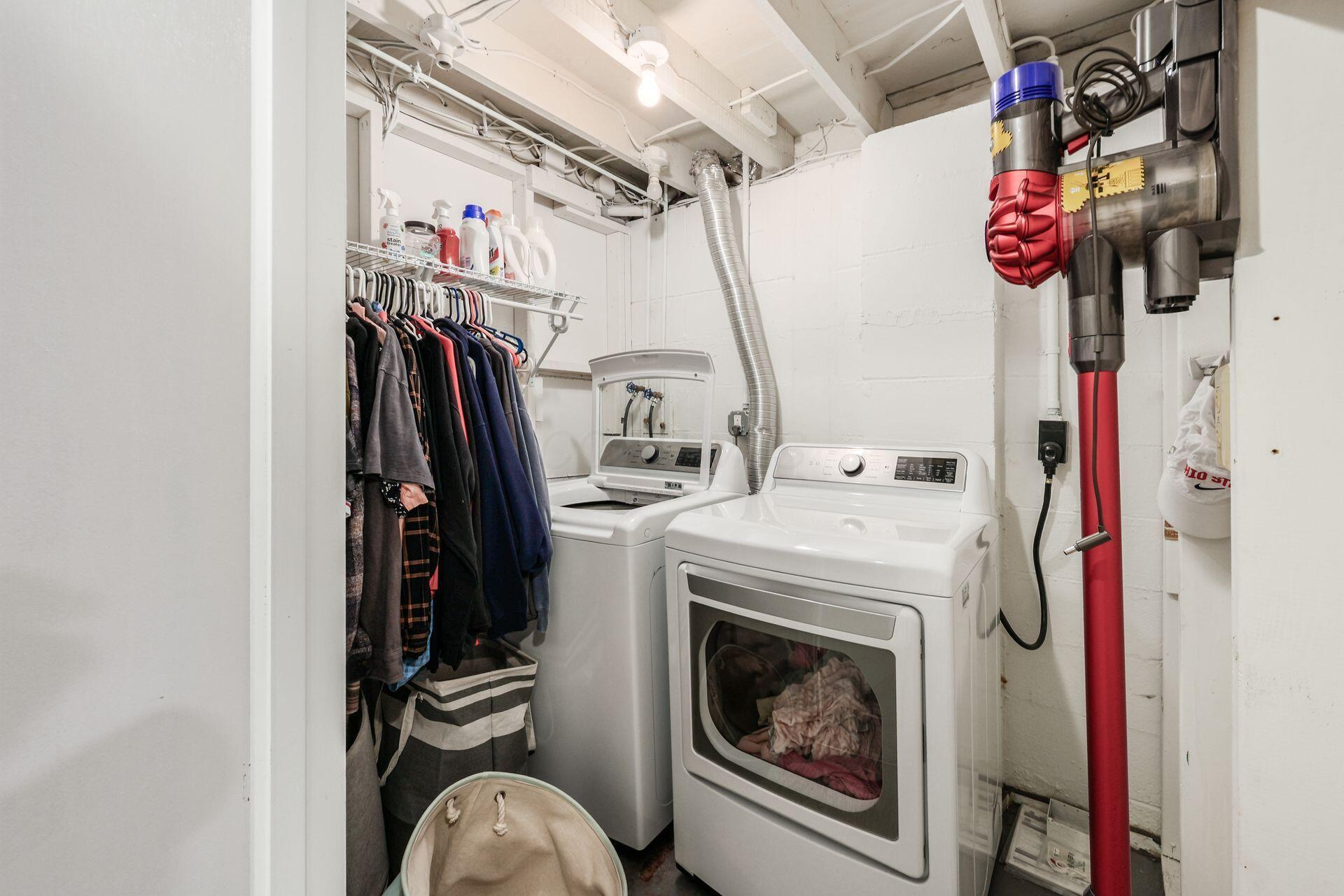 2486 Cranford Road Columbus, OH 43221 - Photo 28 of 35 LL Laundry