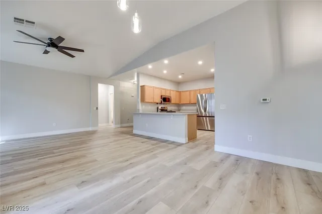 $1,895 | 1008 Domnus Lane, Unit 201, Las Vegas, NV 89144