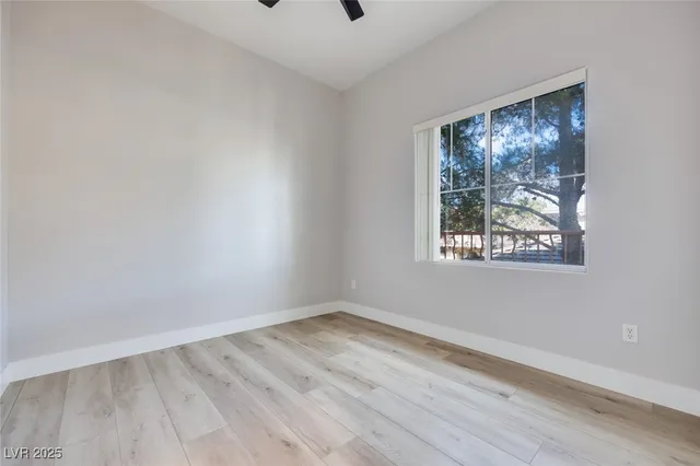 $1,895 | 1008 Domnus Lane, Unit 201, Las Vegas, NV 89144