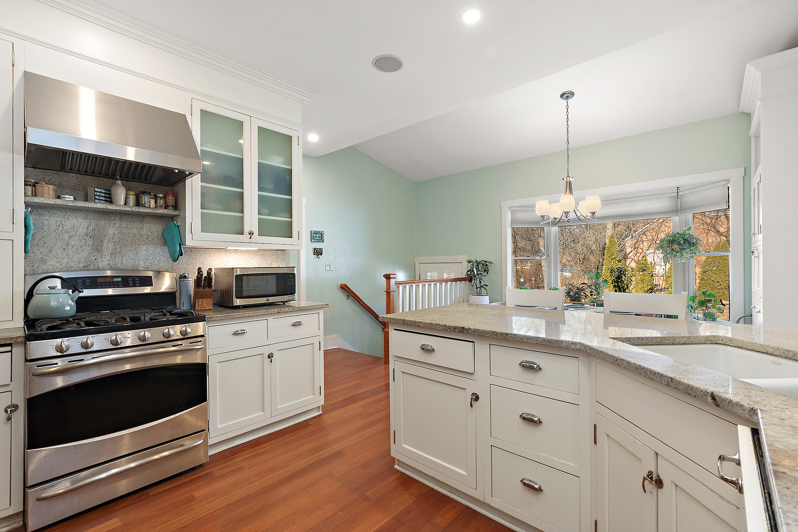 2158 Cedar Road Homewood, IL 60430 - Photo 11 of 35 Gallery Image 11
