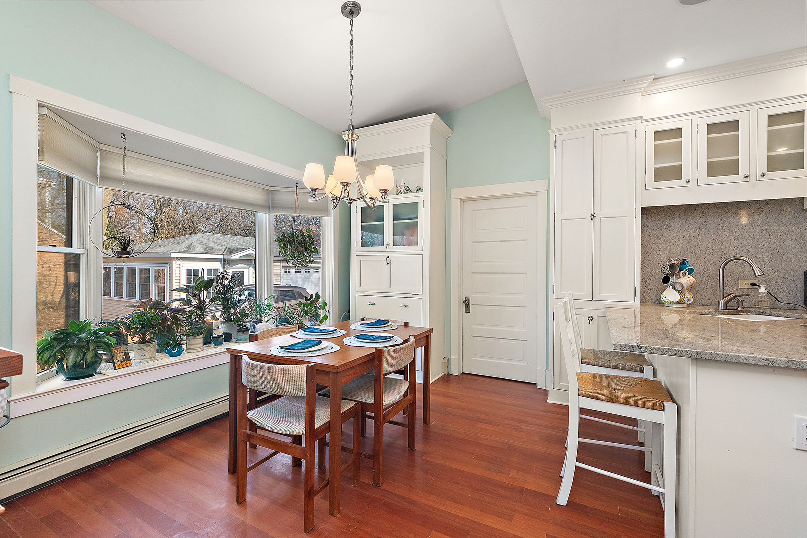 2158 Cedar Road Homewood, IL 60430 - Photo 14 of 35 Gallery Image 14