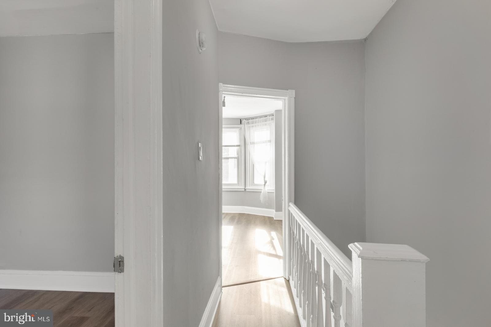 103 Daly Street Philadelphia, PA 19148 - Photo 13 of 23 a view of hallway with windows