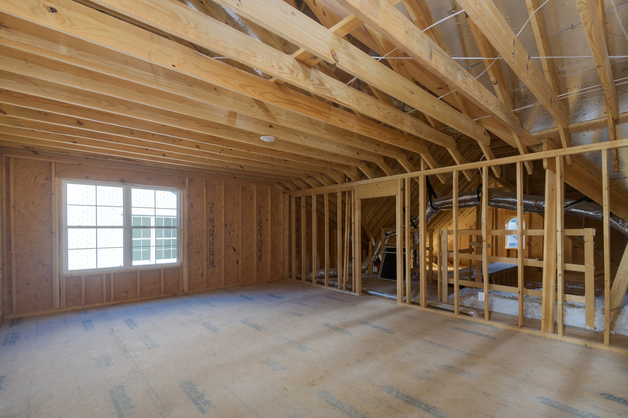 2290 Midland Road, Unit 7A Shelbyville, TN 37160 - Photo 40 of 44 an empty room with windows