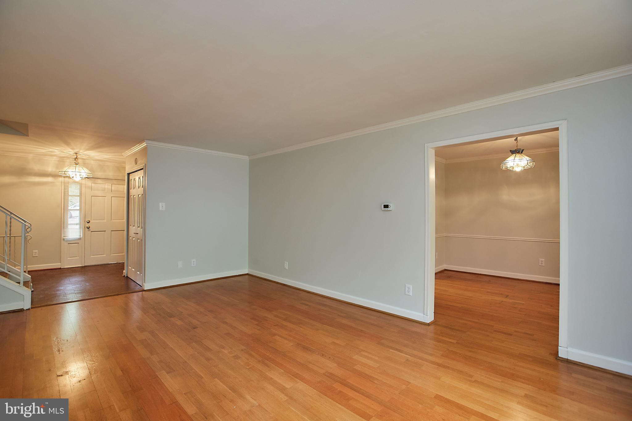 10208 Vale Road Vienna, VA 22181 - Photo 7 of 34 Gallery Image 7