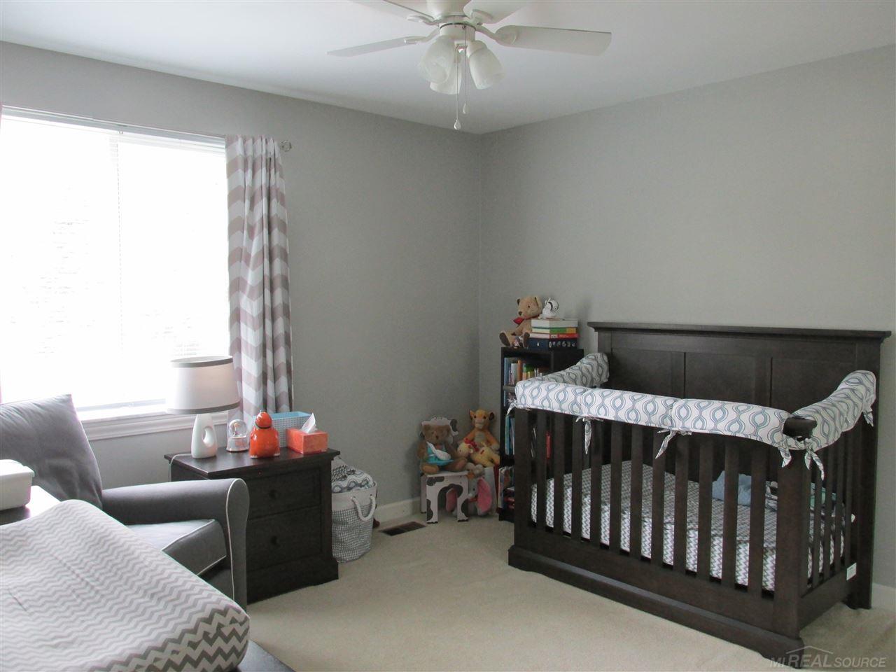3358 Melvin Avenue Rochester Hills, MI 48307 - Photo 10 of 15