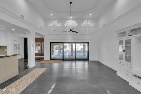$994,900 | 1386 Loma Verde Drive, El Paso, TX 79936