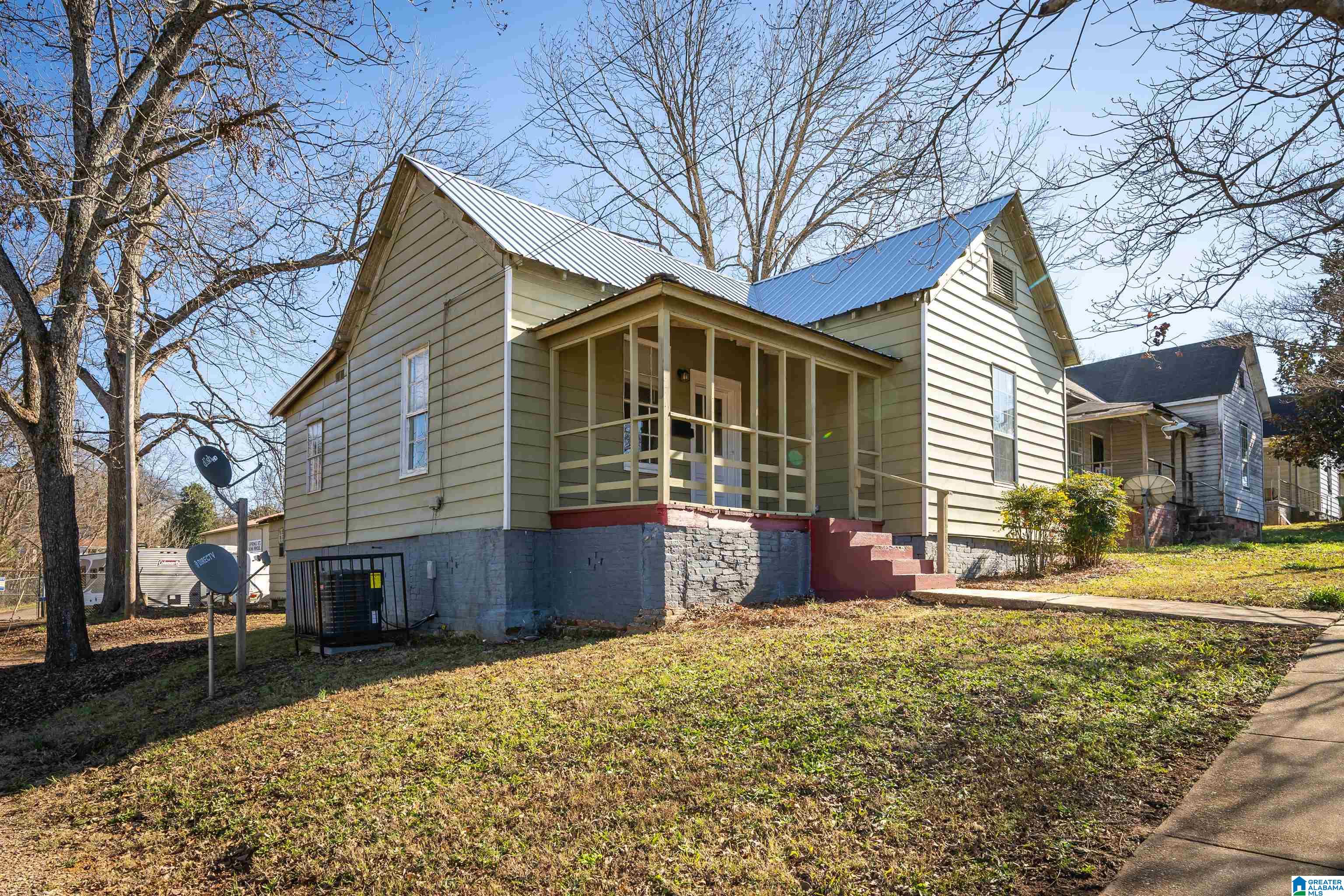 410 South Spring Street Talladega, AL 35160 - Photo 3 of 24