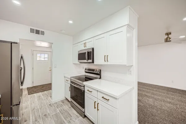 $1,800 | 12021 North Riviera Court, Sun City, AZ 85351