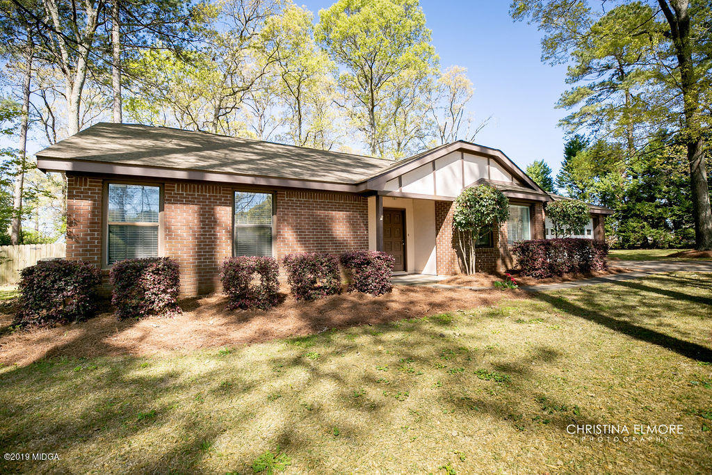 100 Covey Rise Warner Robins, GA 31088 - Photo 2 of 36 100CoveyRise-2