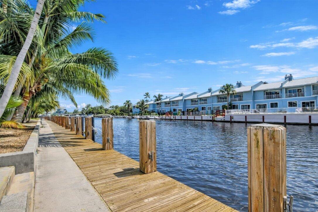 4500 North Federal Highway, Unit 121C Lighthouse Point, FL 33064 - Photo 14 of 14 a view of a lake from a balcony