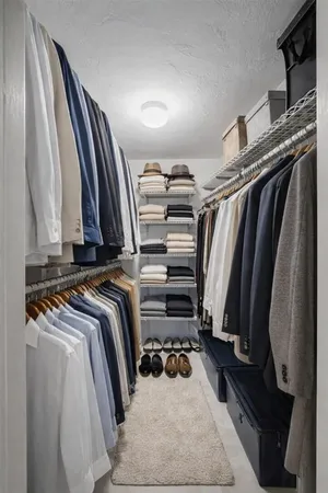 $2,000 | 4500 North Federal Highway, Unit 121C, Lighthouse Point, FL 33064