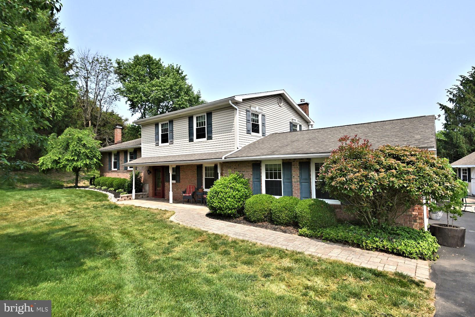 500 Summit Lane Riegelsville, PA 18077 - Photo 3 of 57