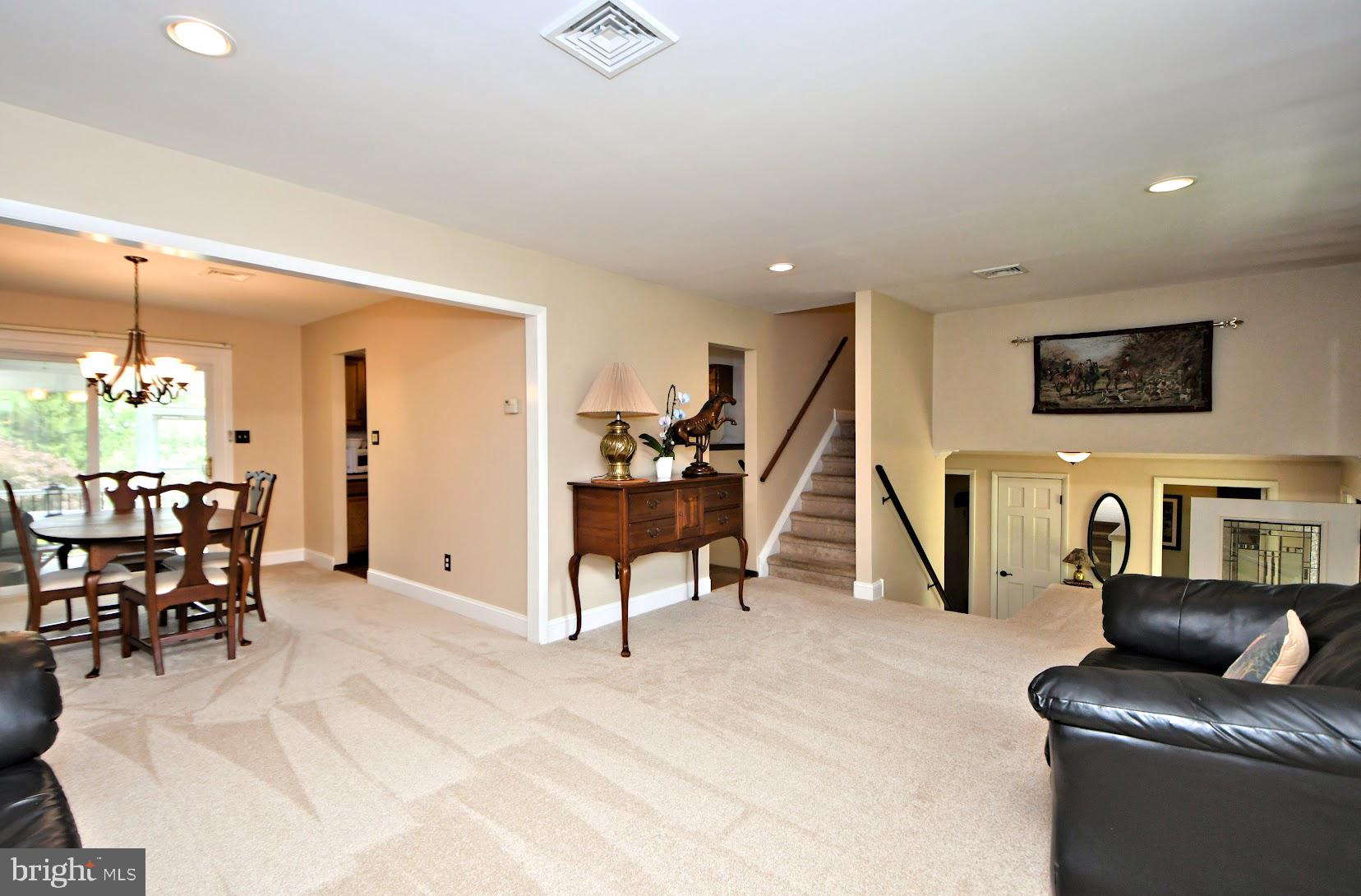 500 Summit Lane Riegelsville, PA 18077 - Photo 8 of 57