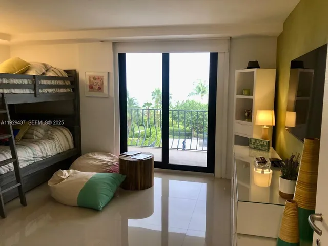 $5,800 | 8877 Collins Avenue, Unit 308, Surfside, FL 33154