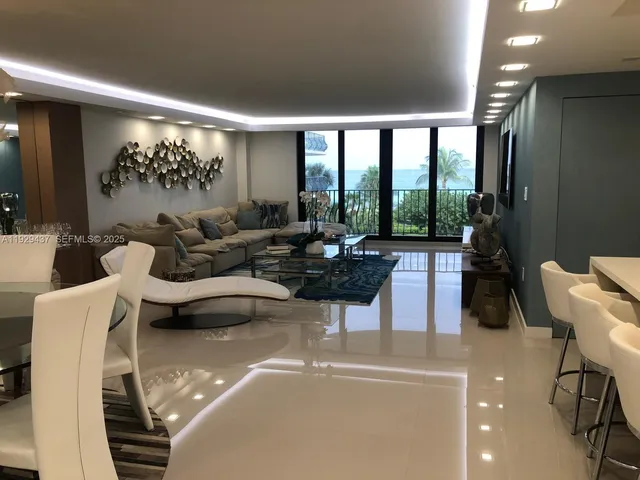 $5,800 | 8877 Collins Avenue, Unit 308, Surfside, FL 33154