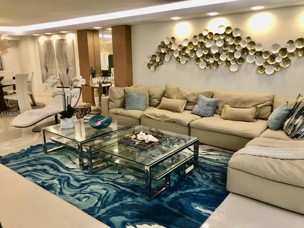 $5,800 | 8877 Collins Avenue, Unit 308, Surfside, FL 33154