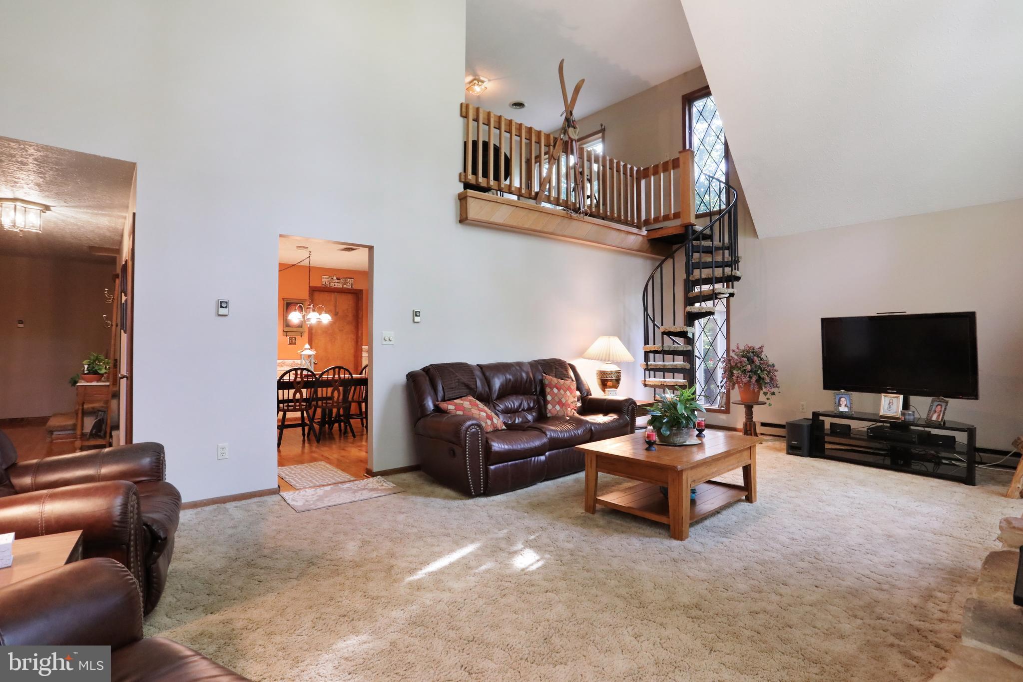 2919 Koontztown Road Falling Waters, WV 25419 - Photo 9 of 42 Great Room