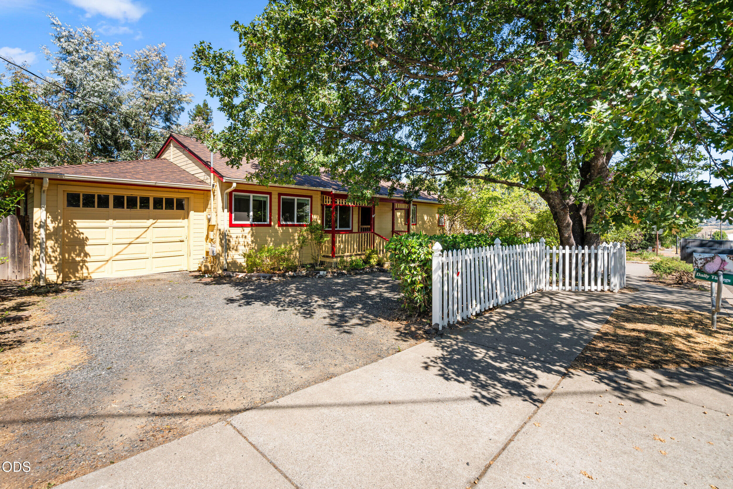 759 Tolman Creek Road Ashland, OR 97520 - Photo 2 of 25