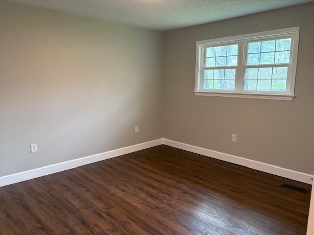 430 Kelly Street Whitwell, TN 37397 - Photo 10 of 14 D3615172-7A1B-472C-AEC9-DF0852D35CB6