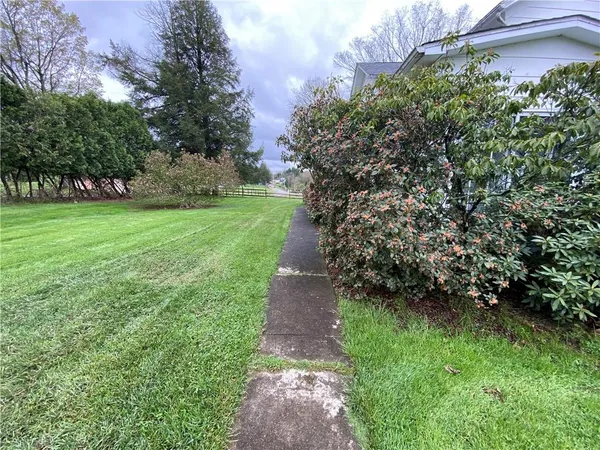 $450,000 | 147 Warren Road, Franklin, PA 16323