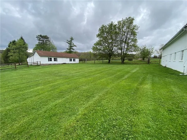 $450,000 | 147 Warren Road, Franklin, PA 16323