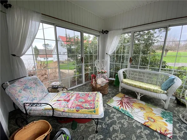 $450,000 | 147 Warren Road, Franklin, PA 16323
