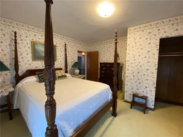 $450,000 | 147 Warren Road, Franklin, PA 16323
