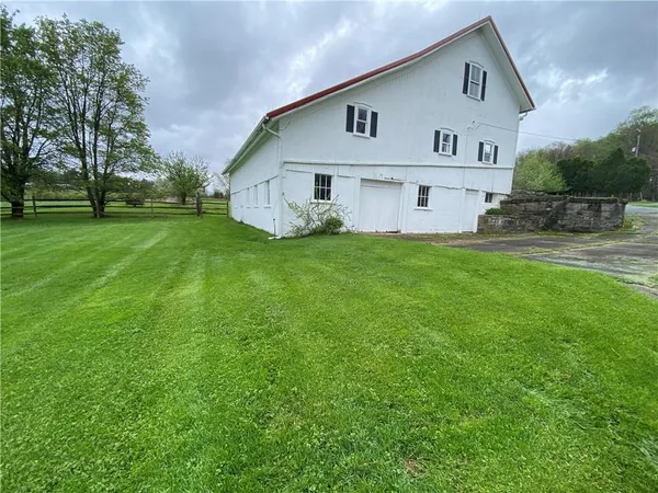 $450,000 | 147 Warren Road, Franklin, PA 16323