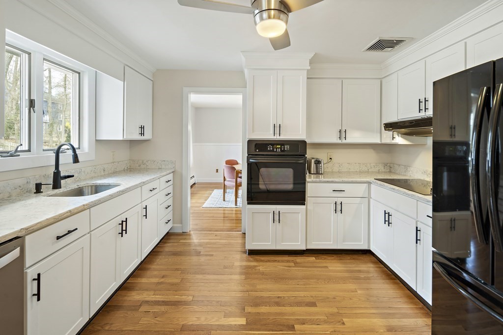 22 Albamont Road Winchester, MA 01890 - Photo 13 of 37 Gallery Image 13