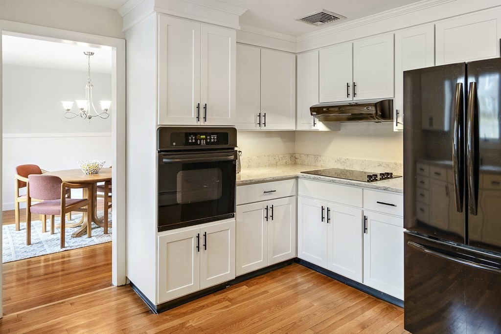 22 Albamont Road Winchester, MA 01890 - Photo 15 of 37 Gallery Image 15